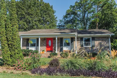 Image de Stylish and Cozy Garden Retreat close to Braves in the Heart of Marietta