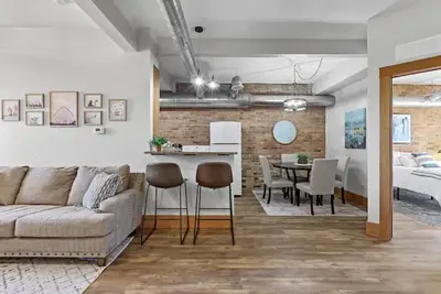 Image de Lovely and cozy 2 bedroom apartment in Howard Lake