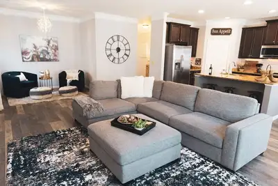 Image de Beautiful Modern 3 Bedroom Home in Woodstock, Ga