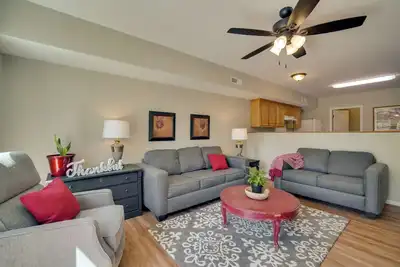 Image de Ground-Floor Retreat Only 1 Mi to Cloudland Canyon