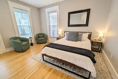 Image de Cozy downtown Manchester 1-bedroom apartment