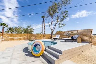 Image de Carmella by AvantStay | Modern JTree Home w/ Large Outdoor Area!