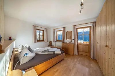 Image de Kalchgruberhof Appartement Alpenrose avec vue sur le lac, balcon privé, terrasse et Wi-Fi