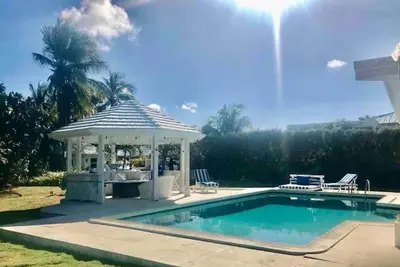 Lime Tree Villa. Entire Home and Private Pool.