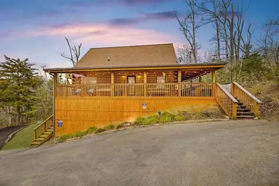 Image de Douglas Lake-Cheerful 2Bd/2Ba w/Loft cabin-No Pets