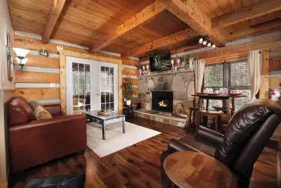 Image de Heaven in the Pines | By Colonial Properties