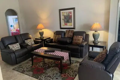 Image de Beautiful 4 bedroom home with pool near to Legoland