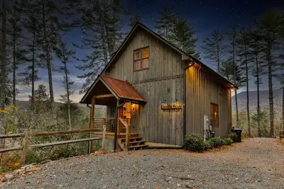 Image de Knotty Barn | Cherry Log, Ga