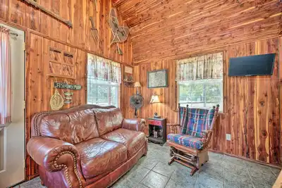 Image de Hand-Built 'Black Fork Cabin 2' w/ Fire Pit!