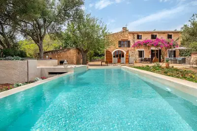 Can Veritat by Mallorca House Rent
