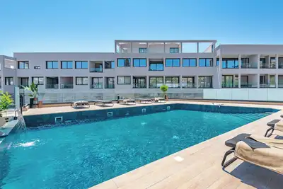 Image de Sanders River Plaza - Appartement Jolly 2 chambres avec balcon