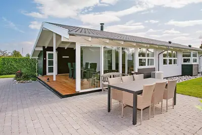 Image de Maison de vacances pour 6 a Bogense-By Traum