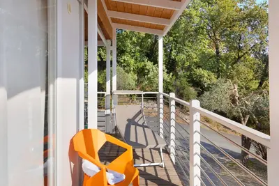 Image de Mobile Home Next 232' avec piscine, terrasse privée et Wi-Fi