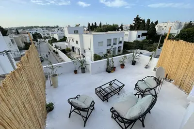 Image de Appart Soleil avec Rooftop au coeur de la Marsa