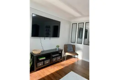 Image de âś°The Hazel House âś° Cozy & Pet Friendly 2 Bedroom
