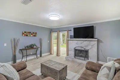 Image de Spacious Jacksonville House w/ Gas Grill!