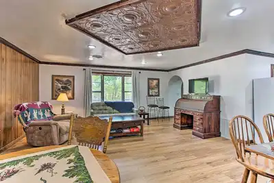 Image de Lovely 'Anna Fink House' w/ Patio & Fire Pit