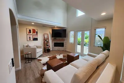 Image de Costa Mesa Coastal Gem