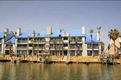 Image de Cozy Beach Retreat with Canal Access!