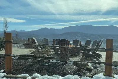 Image de Resort luxury on the mountain top Christmas week.