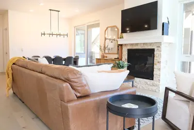 Image de New! Luxury Keystone Condo with Mountain Views
