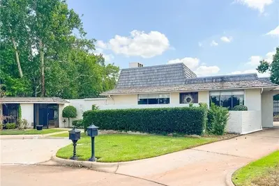 Image de Mid Century Suites and Patio