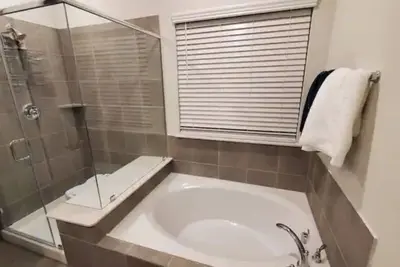 Image de Luxurious Room Upgradable to +Jacuzzi &walkinBath