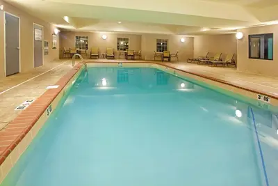 Image de 1 Bedroom | Free Wi-Fi + Breakfast, Indoor Pool