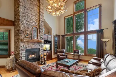 Image de Gorgeous Home in Premier Community