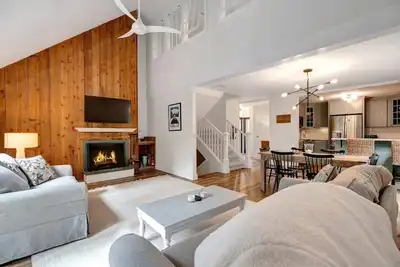 Image de Walk to Ski Hill, Mountain Chalet | Kingswood 5f