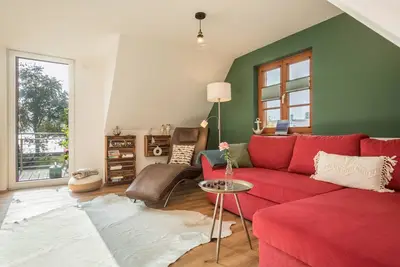 Image de Appartement de vacances \"Seekind\" avec vue sur le lac, balcon privé et Wi-Fi.