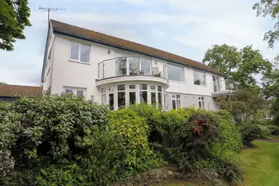 Image de Ynys Castell, pet friendly, country holiday cottage in Menai Bridge