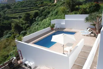 Image de Maison de vacances \"Villa Colonial\" avec vue sur la mer, piscine et Wi-Fi