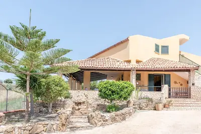 Image de Villa 'Tre S' avec vue sur la mer, jardin et Wi-Fi
