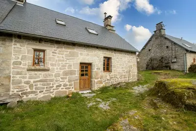 Image de \"La Maison de François\", avec terrasse commune