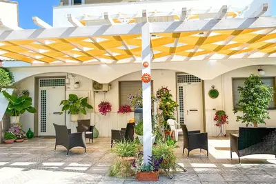 Image de Maison de vacances \"A casa di Pietro Tre\" avec vue sur la mer, jardin et Wi-Fi.