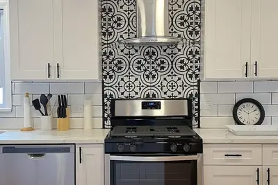 Image de Fully Updated home. Great for the entire family!