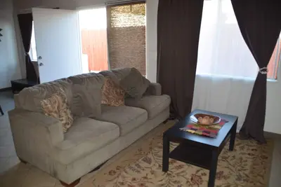 Cozy home steps from a beautiful rock beach walk