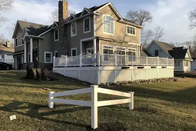 Image de Lake view home with amazing views