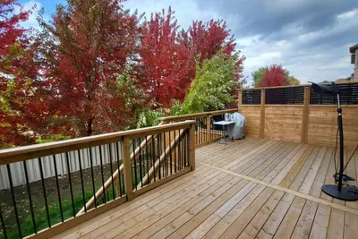 Image de Luxury Bradford Home - 4 Bedroom House