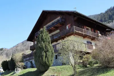 Image de Confortable T2 à Arêches-Beaufort, 3-4 pers. , terrasse, parking, proche commerces et navette ski