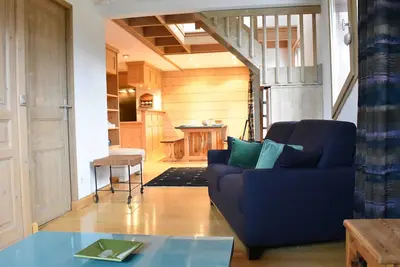 Image de Duplex avec 4 chambres pour 10 à Méribel, proche pistes et commerces, parking inclus
