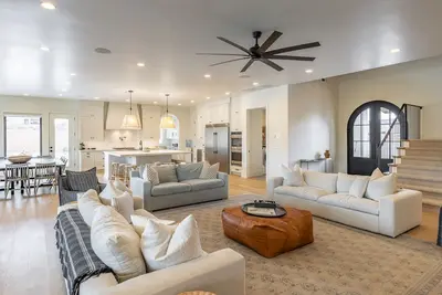 Image de Sand Cove Villa at The Ledges with Private Pool & Hot Tub!