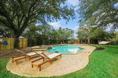 Image de Tropical Pool Oasis - 5 Br, Foosbal, Cinema
