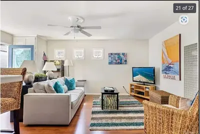 Image de Balboa Island Favorite is Back for Summer