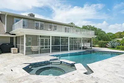 Image de Large Furnished Home with Pool, Spa & Screened Lanai — Ideal for Extended Stays