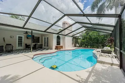 Image de Relaxing family house w\/pool - 3 beds 2 bath
