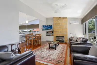 Image de 3 bedroom, 2 bathroom townhouse in Cbd