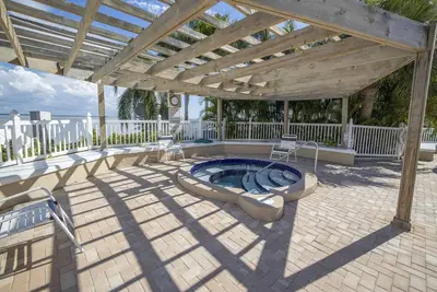 Image de Winter Get A Way-Beautiful Condo-Close to Beach
