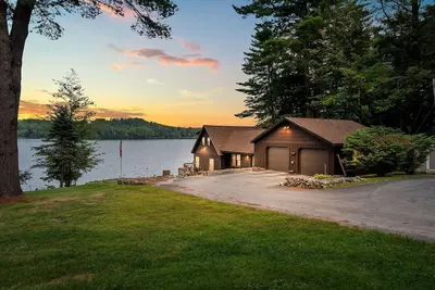 Image de Skiing, Shopping, Hiking, Snowmobiling -- on the water, cozy house